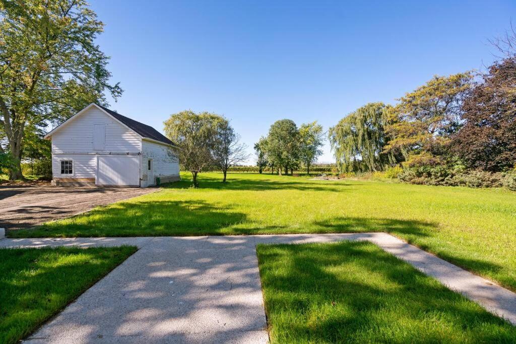 Waterfront Niagara-On-The-Lake Farmhouse On A Vineyard Villa Eksteriør billede