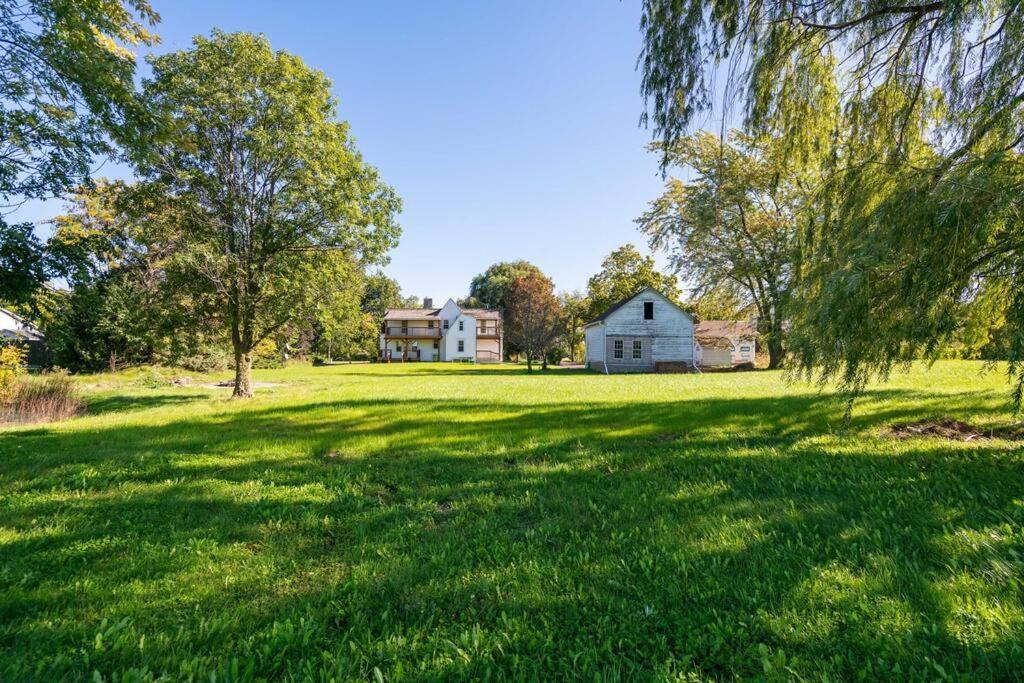 Waterfront Niagara-On-The-Lake Farmhouse On A Vineyard Villa Eksteriør billede